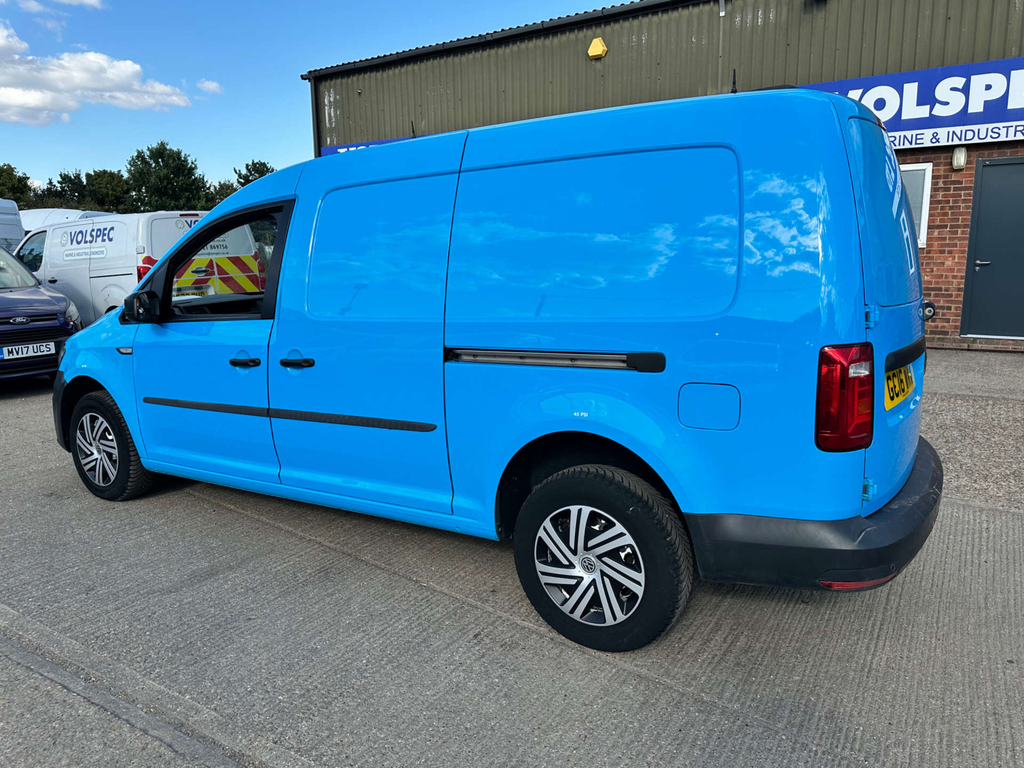 Volkswagen Caddy Maxi C20 Bluemotion Tech Startline Panel Van Man Blue #5