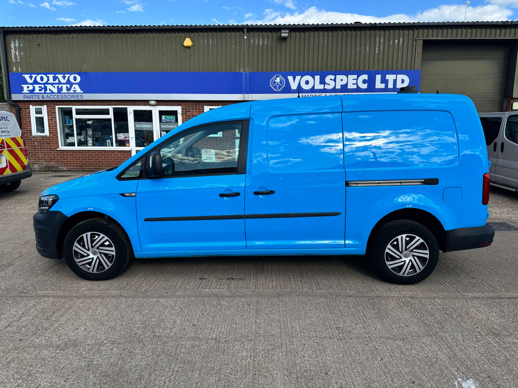 Volkswagen Caddy Maxi C20 Bluemotion Tech Startline Panel Van Man Blue #4