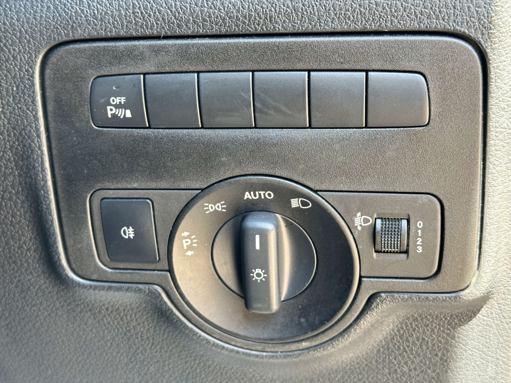 Mercedes-Benz Vito 119 Premium L1 Black #21