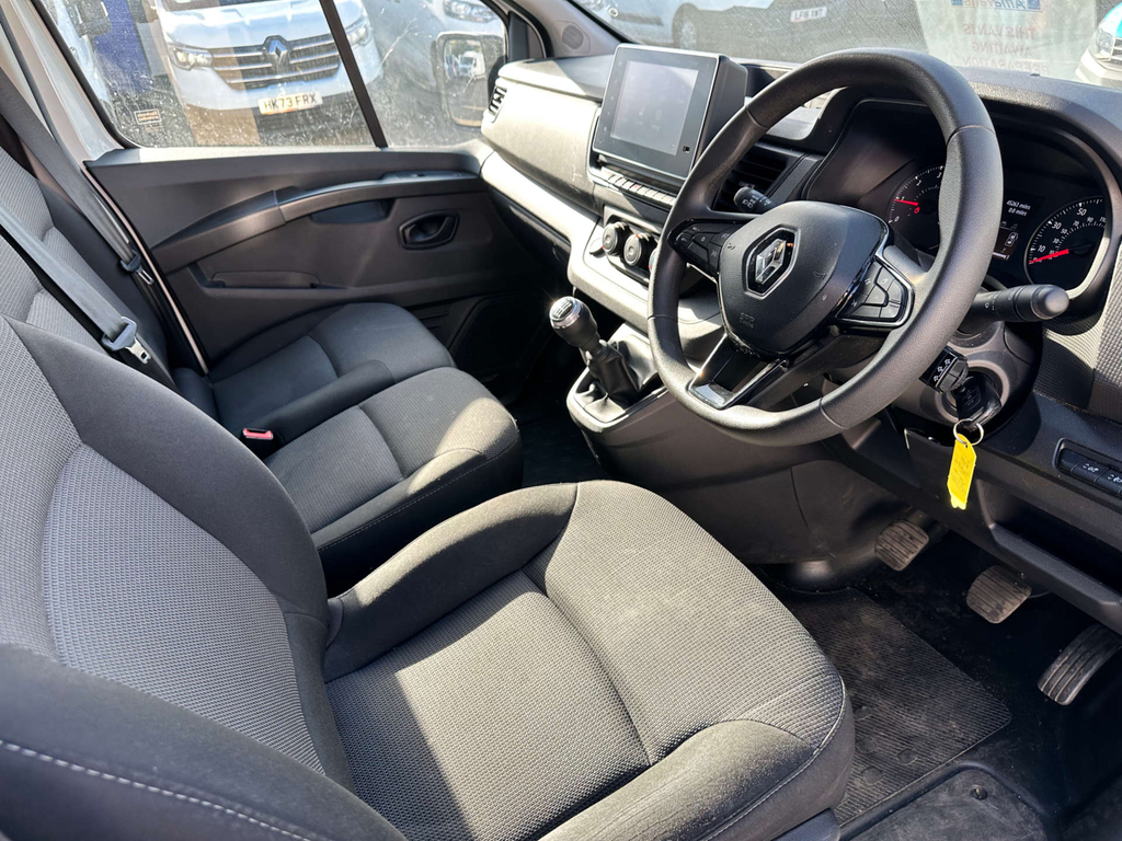 Renault Trafic Business Sl28 L1 Swb 2.0 Dci Blue Euro 6 130Ps Low White #14