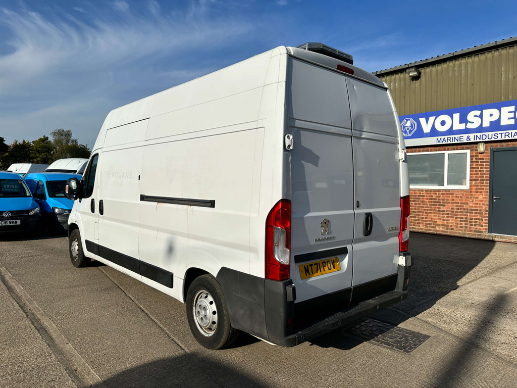 Peugeot Boxer Bluehdi 335 Professional Panel Van L White #5