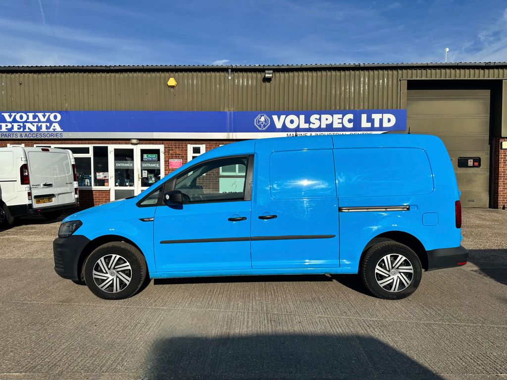 Volkswagen Caddy Maxi C20 Bluemotion Tech Startline Panel Van Man Blue #4