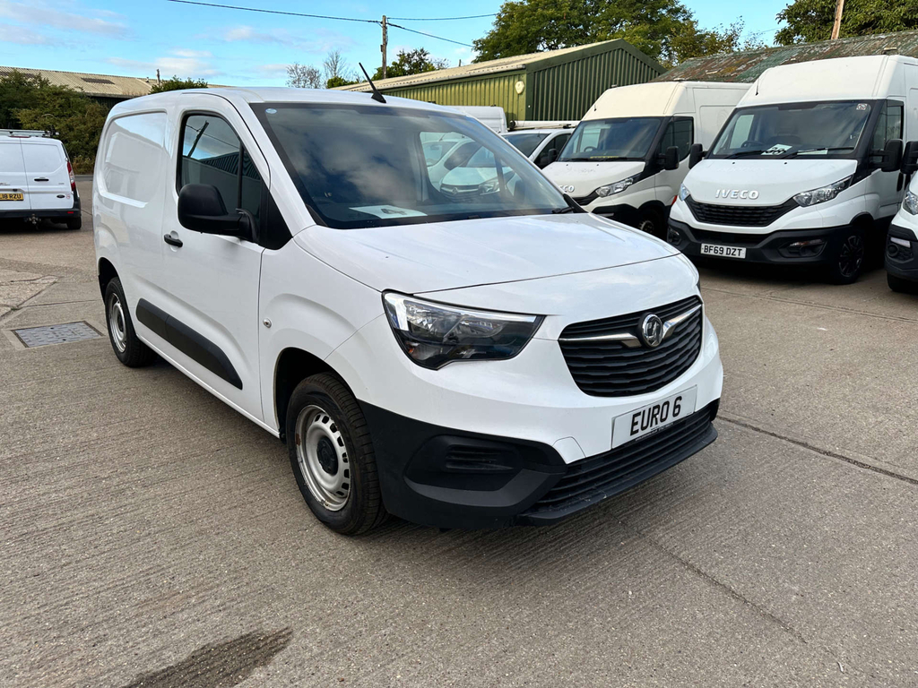 Vauxhall Combo Turbo D 2000 Edition Panel Van L1 H1 DU70ZHY White #2