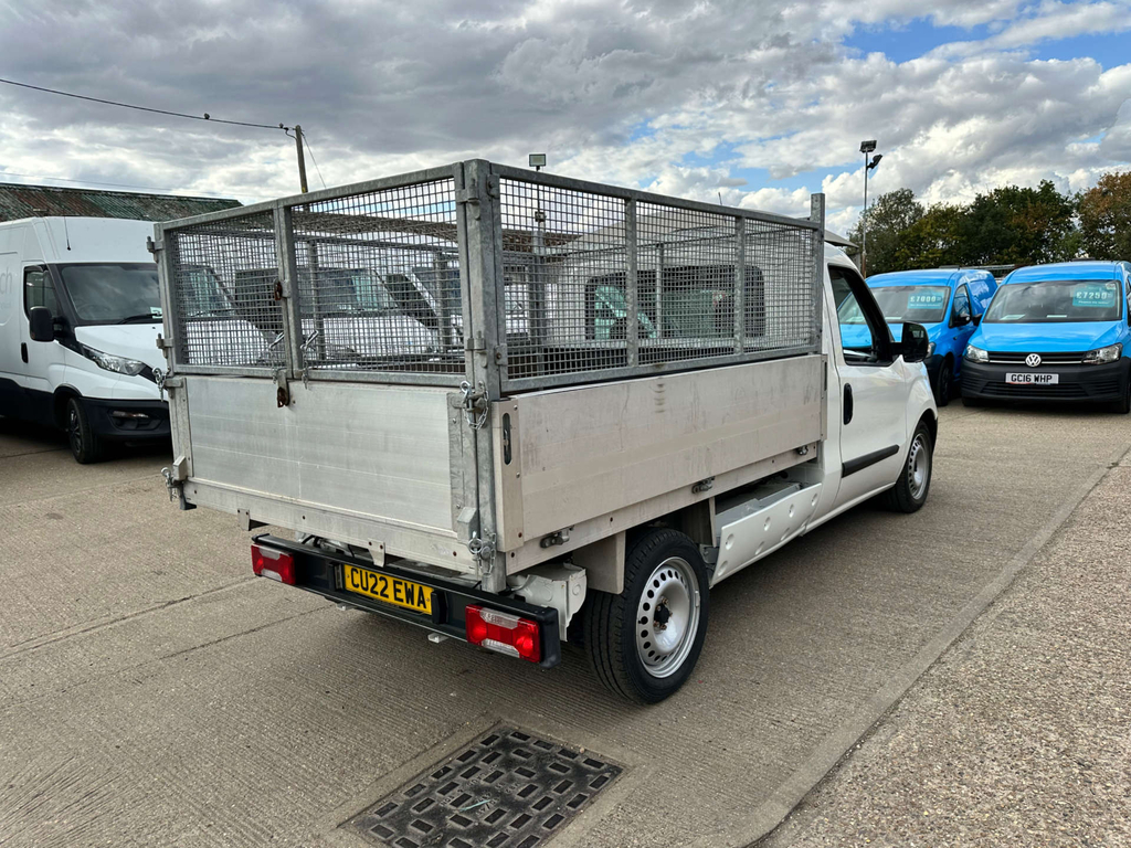 Fiat Doblo E-doblo White #9