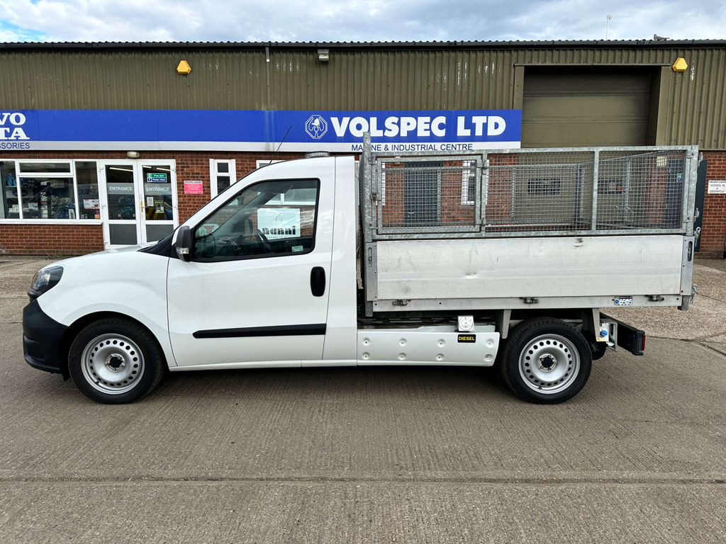 Fiat Doblo E-doblo White #7
