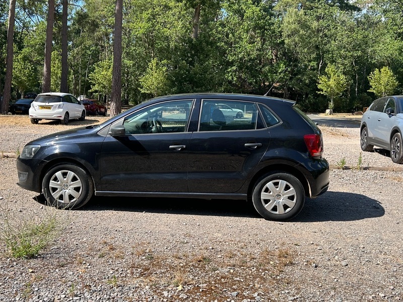 Volkswagen Polo 1.2 S Euro 5 FR10NZG Black #4