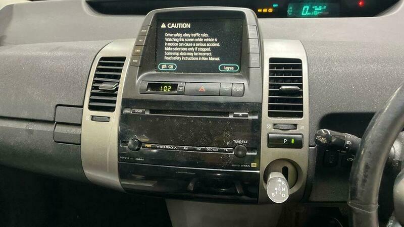 Toyota Prius 1.5 T Spirit Hatchback Silver #12