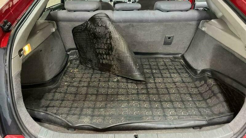 Toyota Prius 1.5 T Spirit Hatchback Silver #8