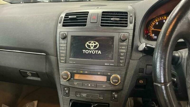 Toyota Avensis Tr D-4d Silver #11