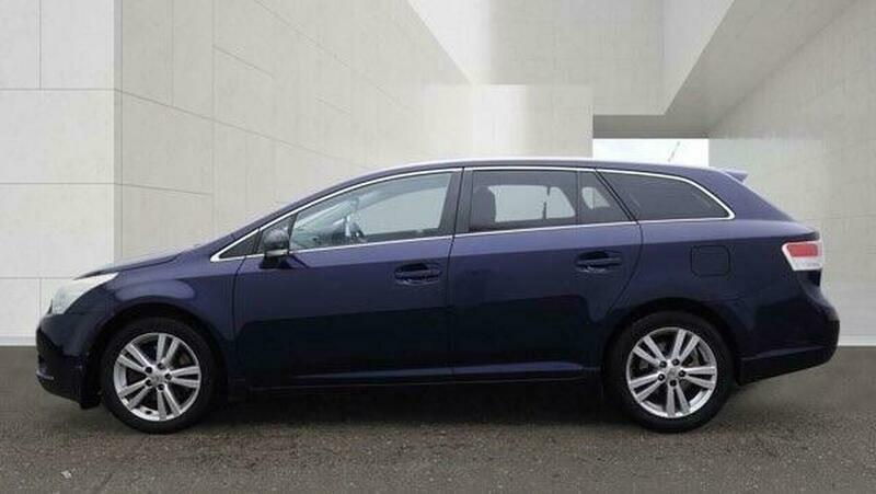 Toyota Avensis Tr D-4d Silver #8