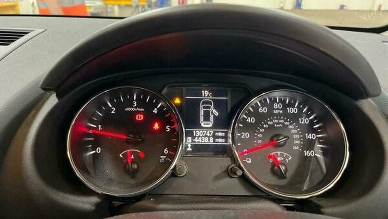 Nissan Qashqai Acenta Red #9