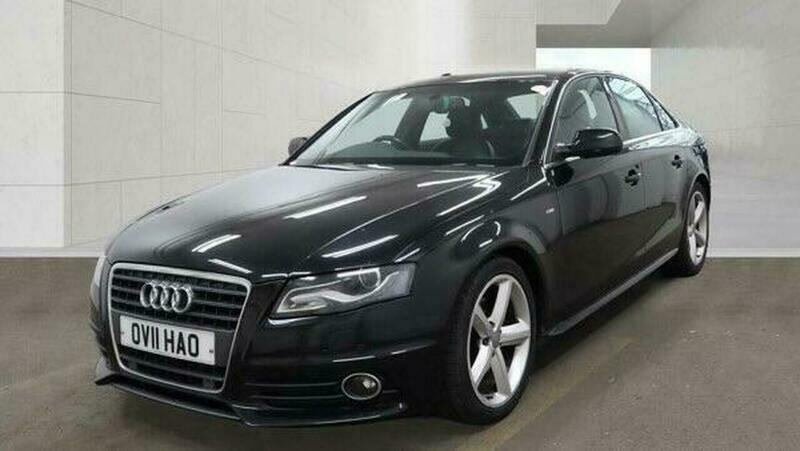 Audi A4 2.0 Tdi Executive Se Black #2