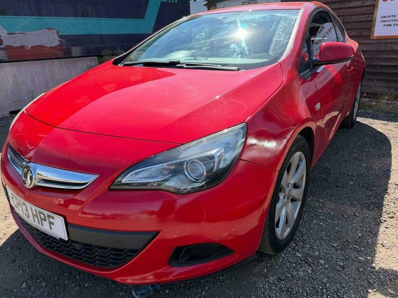 Vauxhall Astra GTC 1.4T Sport Euro Red #2