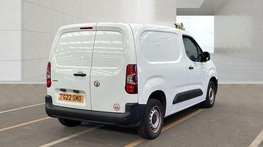 Vauxhall Combo 1.5 Turbo D 2000 Dynamic L1 H1 Euro 6 White #4