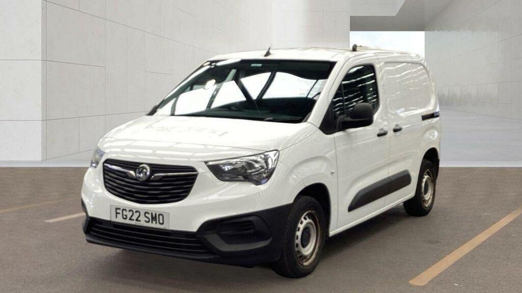 Vauxhall Combo 1.5 Turbo D 2000 Dynamic L1 H1 Euro 6 White #2