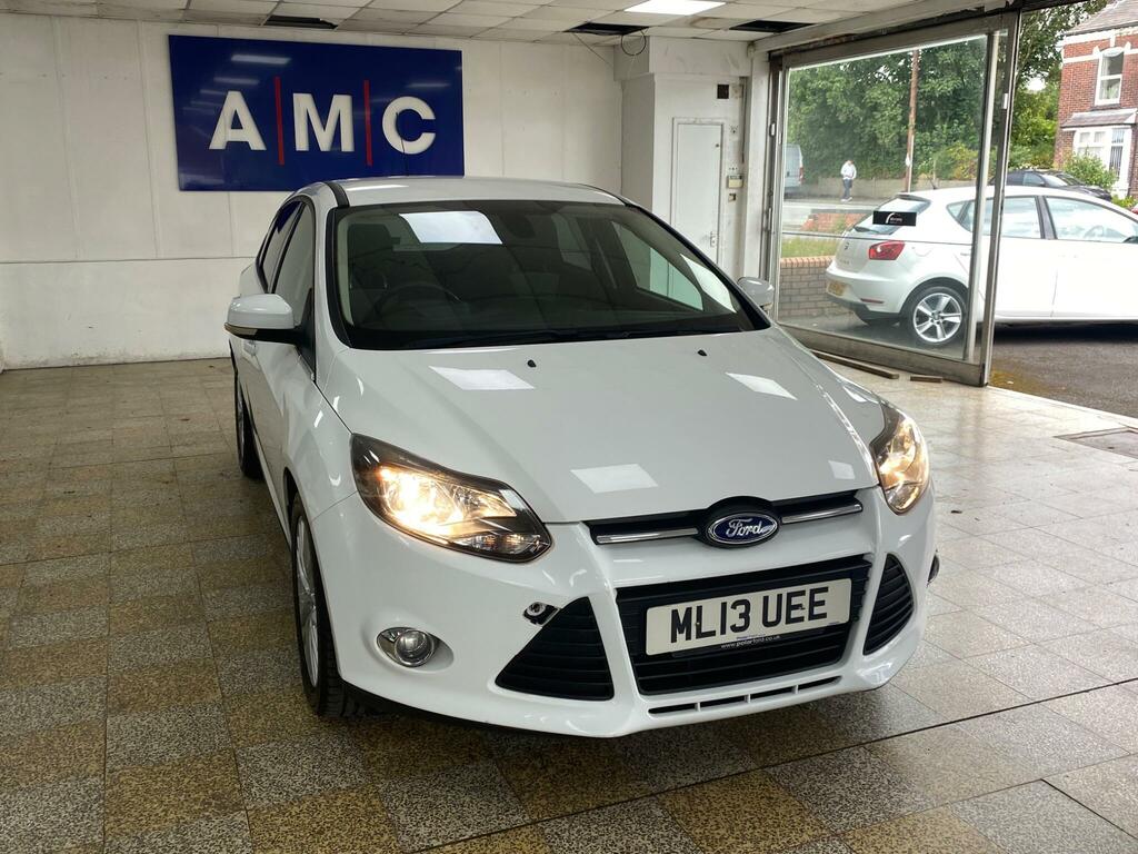 Ford Focus Zetec White