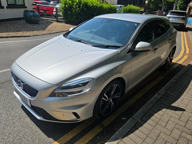 Volvo V40 2.0 D3 R-design Pro Hatchback Euro Silver #2