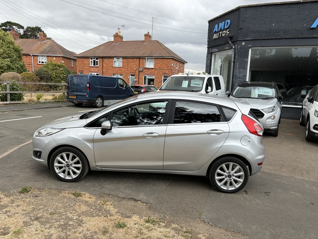 Ford Fiesta 1.0 T Ecoboost Titanium Silver #2