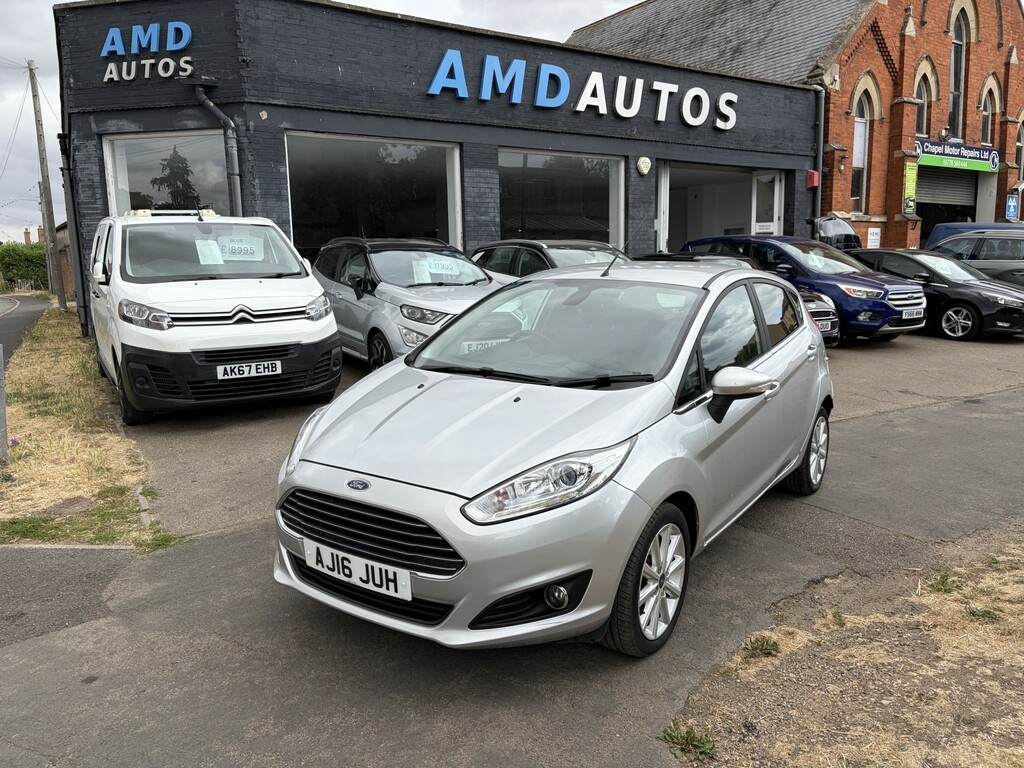 Ford Fiesta 1.0 T Ecoboost Titanium Silver