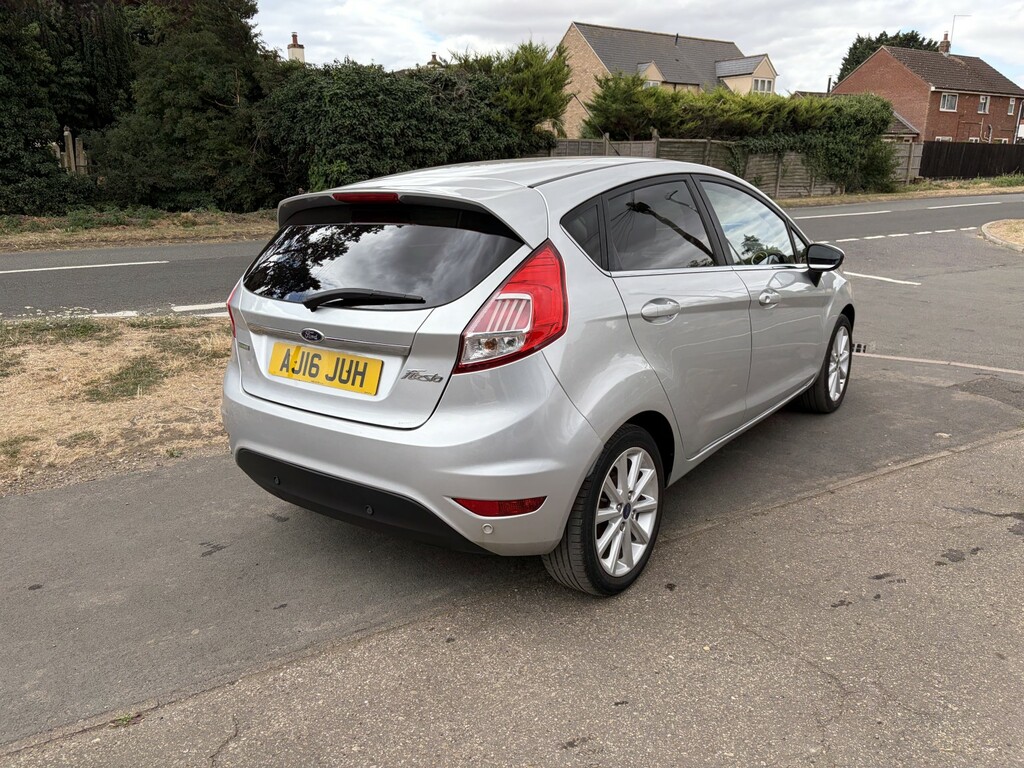 Ford Fiesta 1.0 T Ecoboost Titanium Silver #5