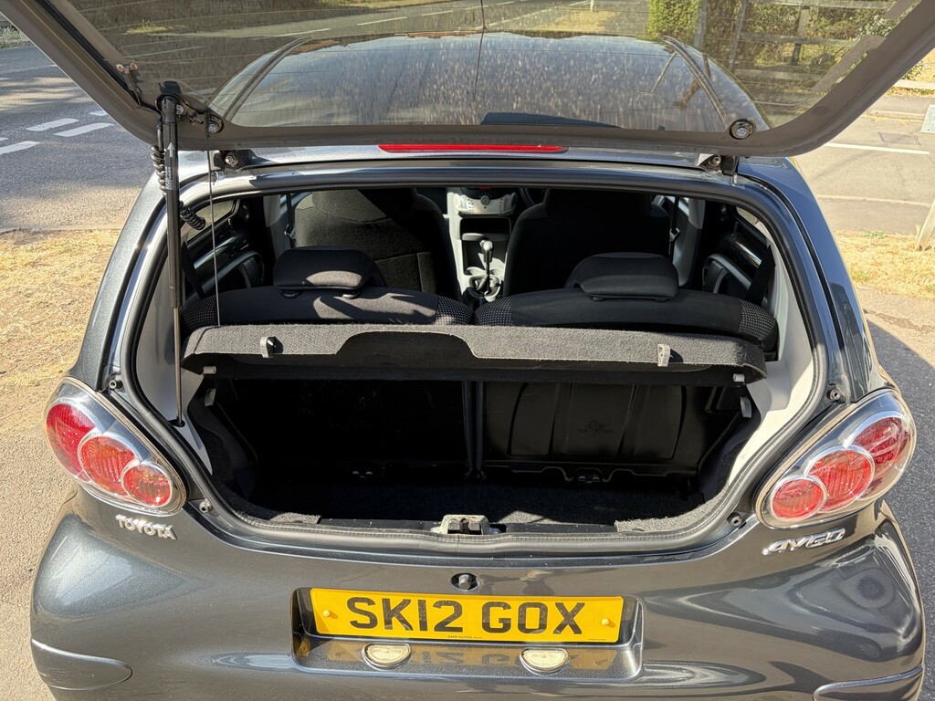 Toyota Aygo 1.0 Vvt-i Go 2012 White #18