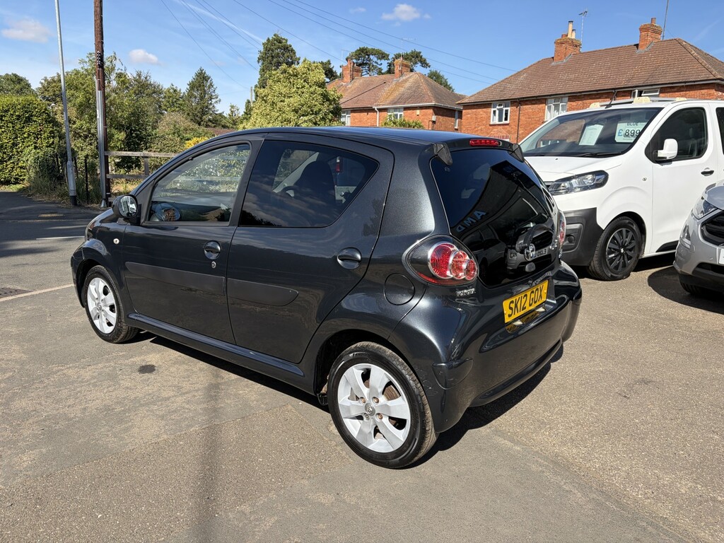 Toyota Aygo 1.0 Vvt-i Go Grey #3