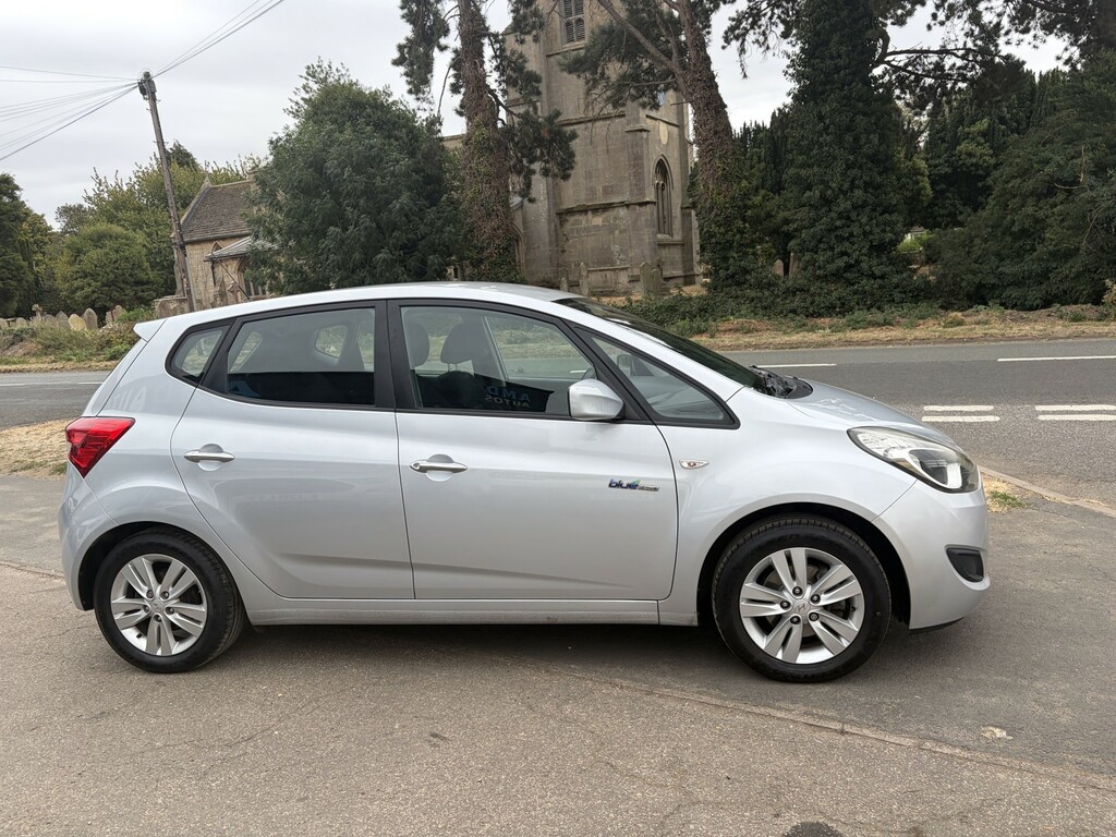 Hyundai Ix20 1.4 Active Silver #6