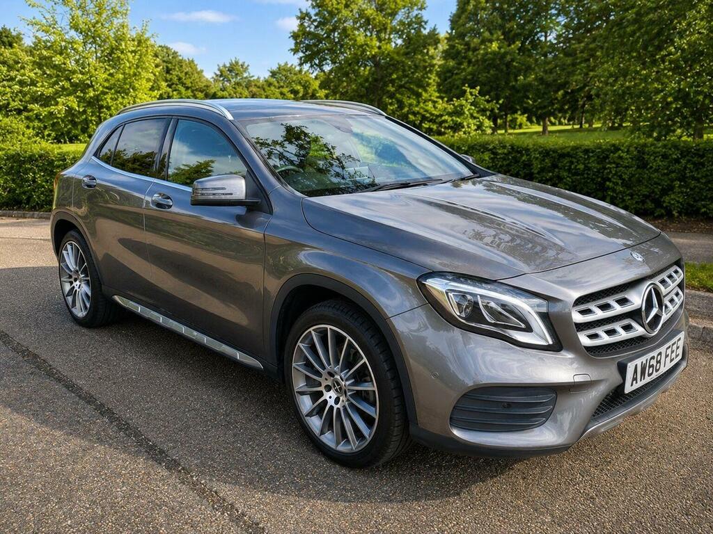 Mercedes-Benz GLA Class 1.6 Gla200 Amg Line Edition Plus 7G-dct Euro 6 Grey