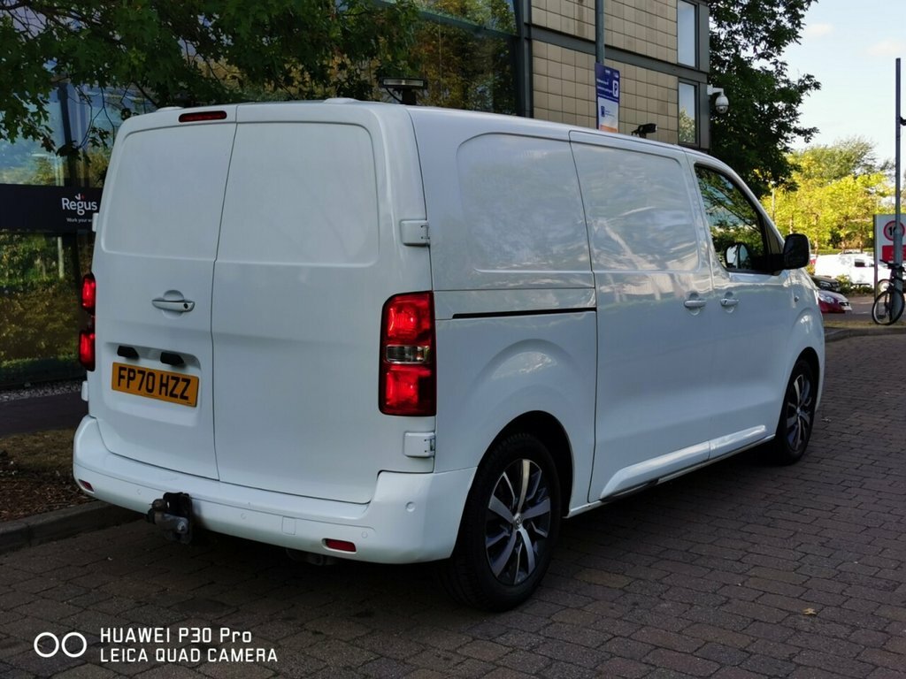 Toyota PROACE 2.0D Family Medium Mpv Mwb Euro 6 Ss Grey #7