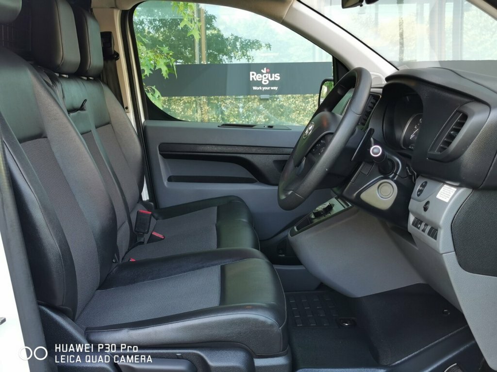 Toyota PROACE 2.0D Family Medium Mpv Mwb Euro 6 Ss Grey #11