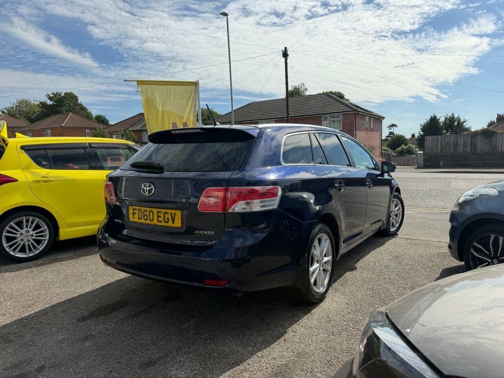 Toyota Avensis 2L Tr Blue #4