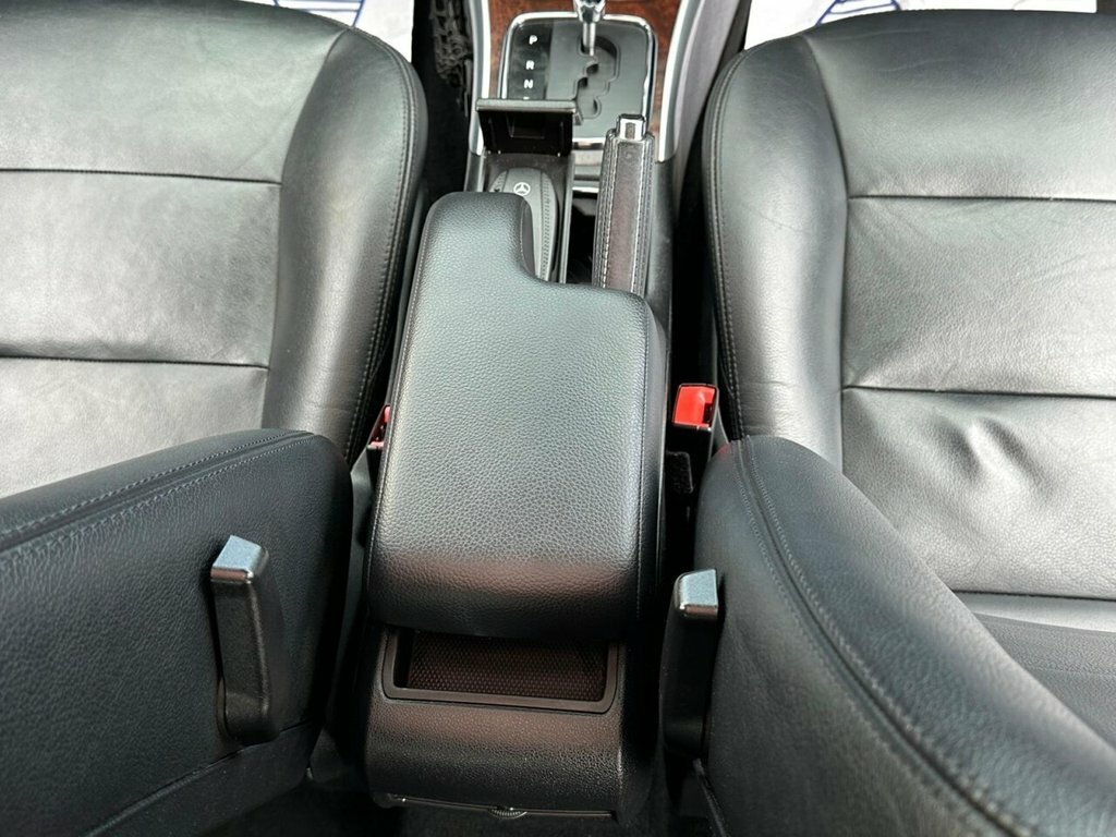 Mercedes-Benz B Class B180 Cdi Se Cvt. Family Ca Red #28
