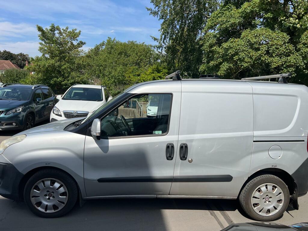 Fiat Doblo 2010 1.3 Multijet Dynamic Estate Red #9