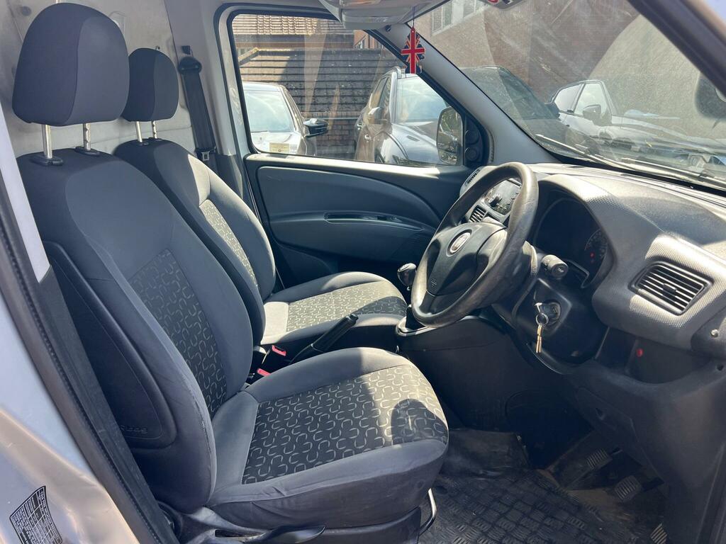 Fiat Doblo 2010 1.3 Multijet Dynamic Estate Red #15