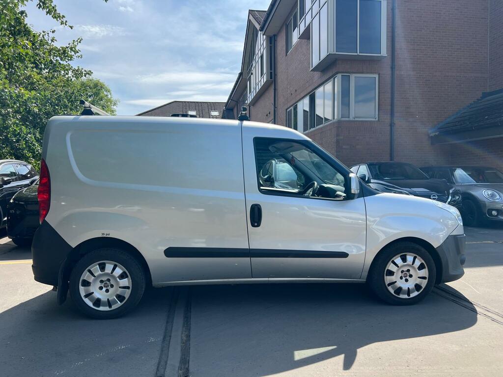 Fiat Doblo 2010 1.3 Multijet Dynamic Estate Red #13