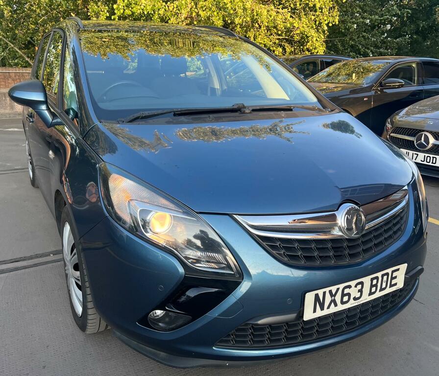 Vauxhall Zafira Tourer 2.0 Cdti Exclusiv Euro 5 Blue