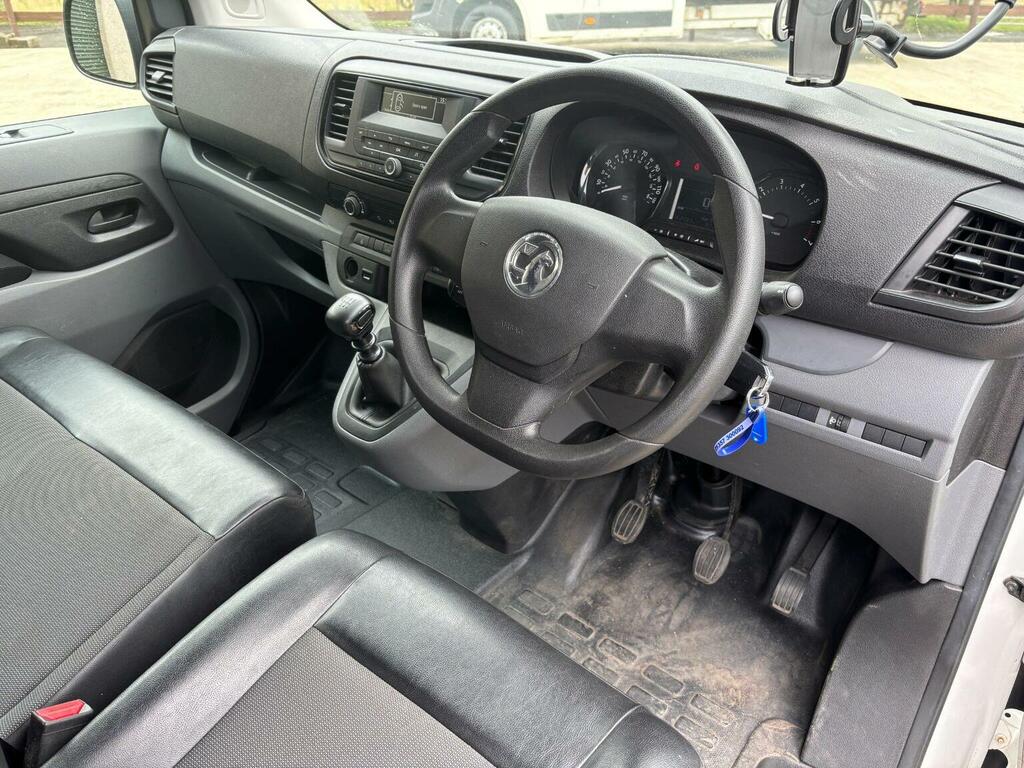 Vauxhall Vivaro 1.5 Turbo D 2700 Edition L1 H1 Euro 6 Ss White #2