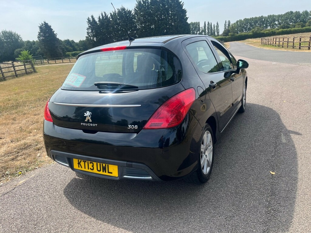 Peugeot 308 1.6 Hdi 92 Active Sat Nav Hatchback M Black #5