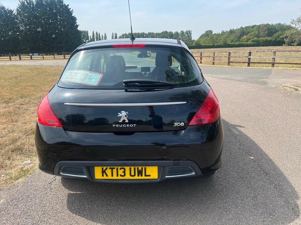 Peugeot 308 1.6 Hdi 92 Active Sat Nav Hatchback M Black #6