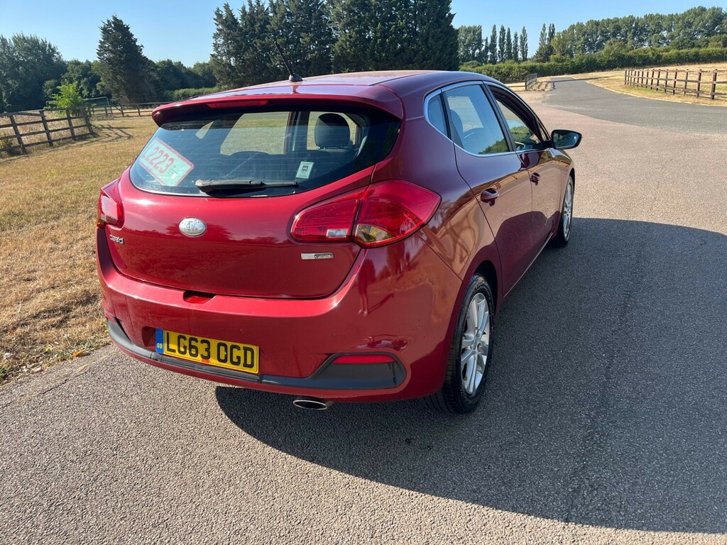 Kia Ceed Estate 1.4 Crdi Ecodynamics 1 Sportswagon Euro 5 White #5