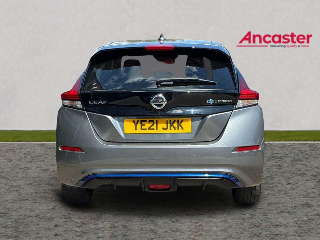 Nissan Leaf 110Kw Tekna 40Kwh Silver #4