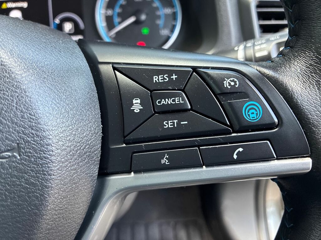 Nissan Leaf 110Kw N-connecta 40Kwh Grey #22