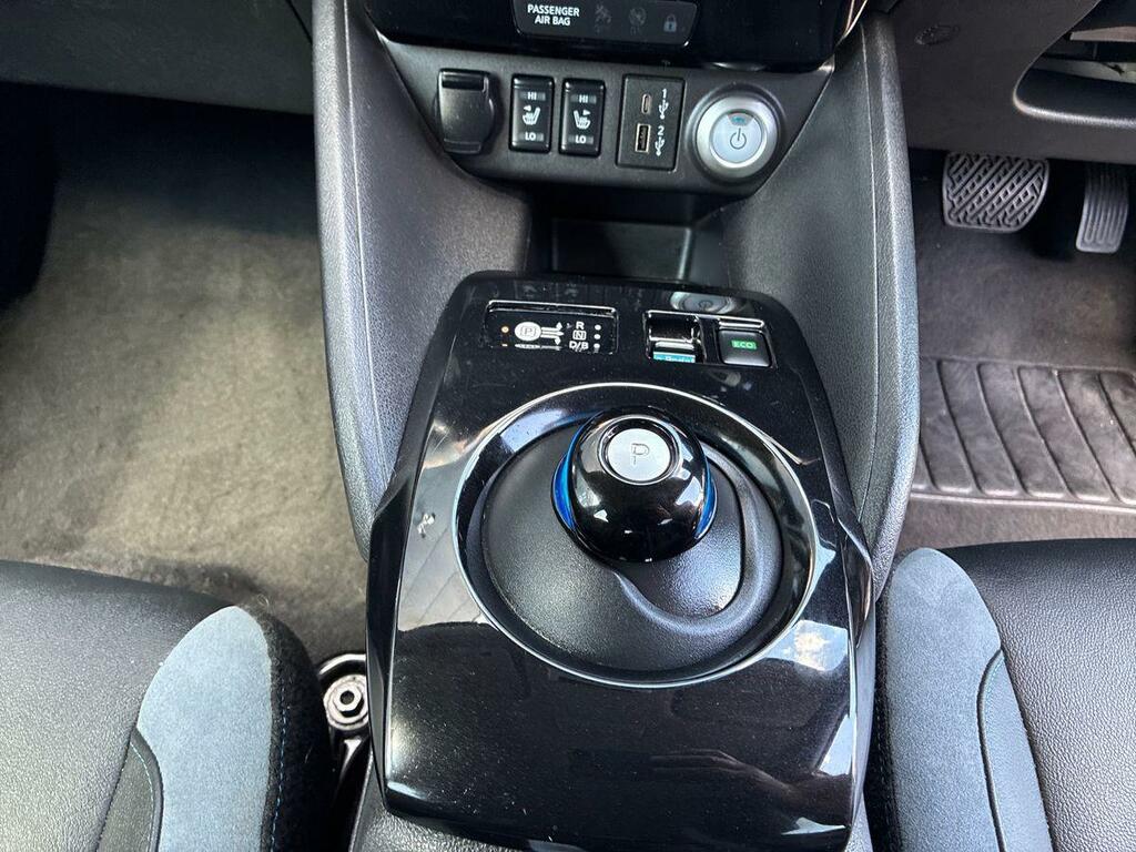 Nissan Leaf 110Kw N-connecta 40Kwh Grey #14