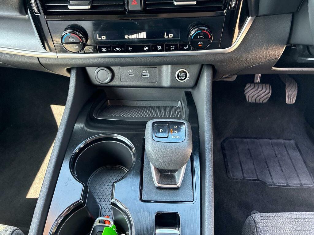 Nissan X-Trail Tekna E-power Aut Silver #14