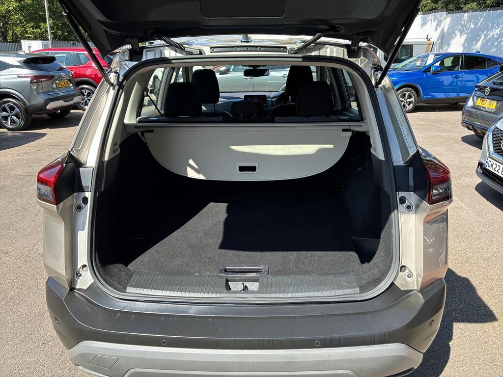 Nissan X-Trail Tekna E-power Aut Silver #24