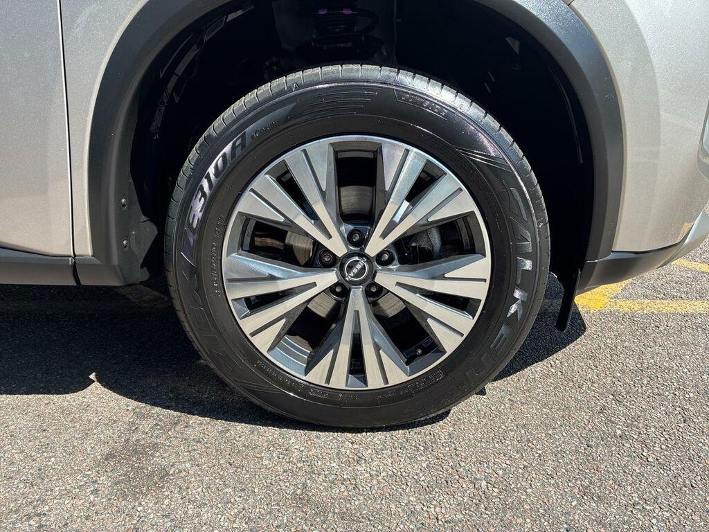 Nissan X-Trail Tekna E-power Aut Silver #9