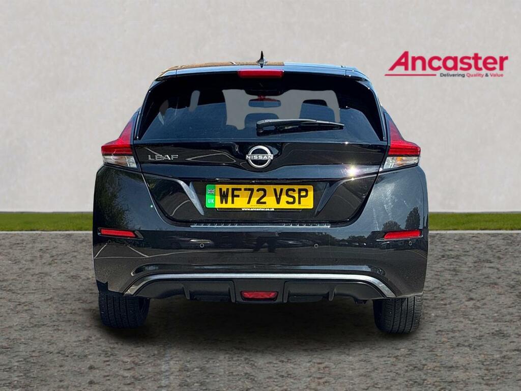 Nissan Leaf 160Kw E N-connecta 59Kwh Black #4