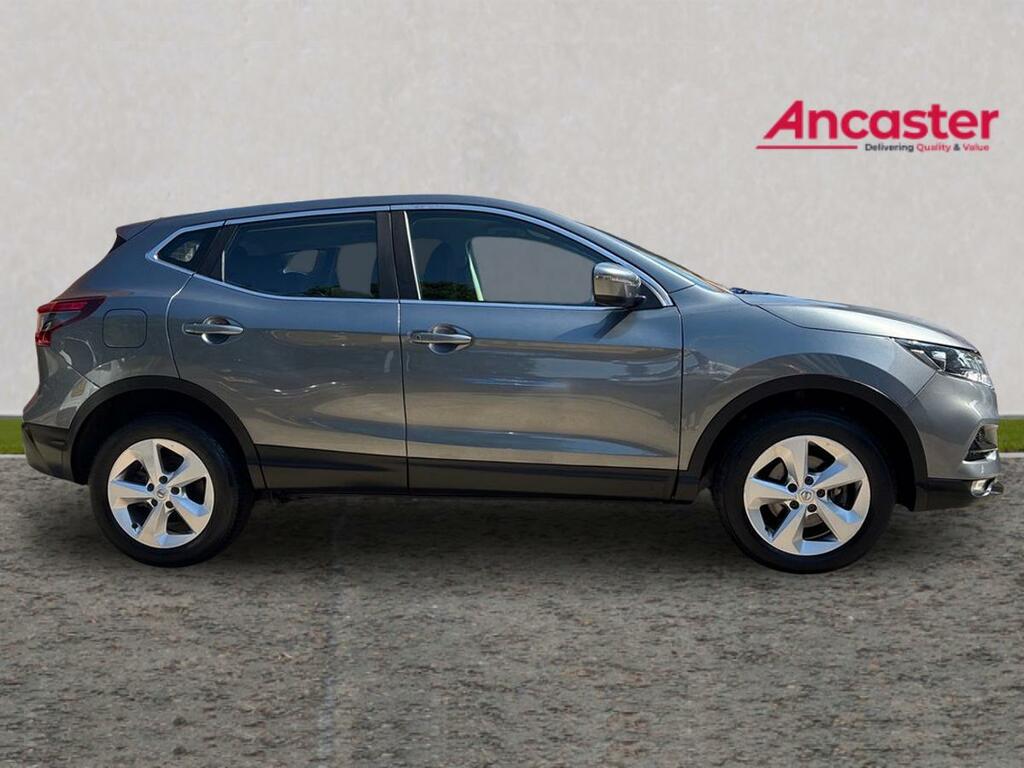 Nissan Qashqai 1.3 Dig-t 160 Acenta Premium Dct Silver #2
