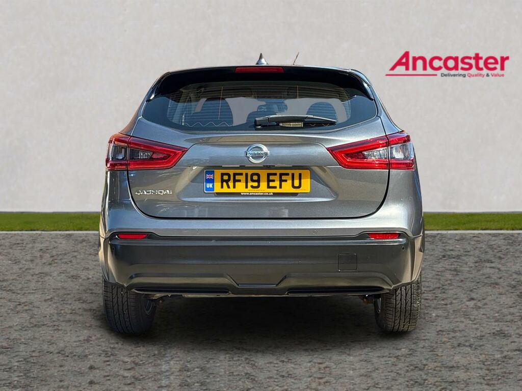 Nissan Qashqai 1.3 Dig-t 160 Acenta Premium Dct Silver #4