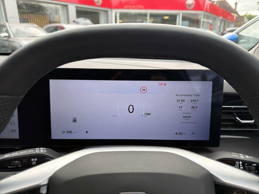 MG HS 1.5 T-gdi 24.7Kwh Trophy Suv Plug-in Hy Black #20